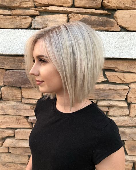 30 Hot Graduated Bob Haircuts for Women of All Ages (2020 Update)