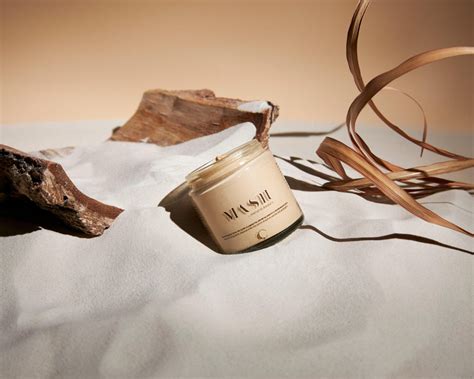 Nawilżający mus do ciała o zapachu wanilii | MASH Natural Beauty