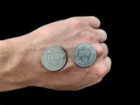tutorial great magic trick  coins youtube magic tricks
