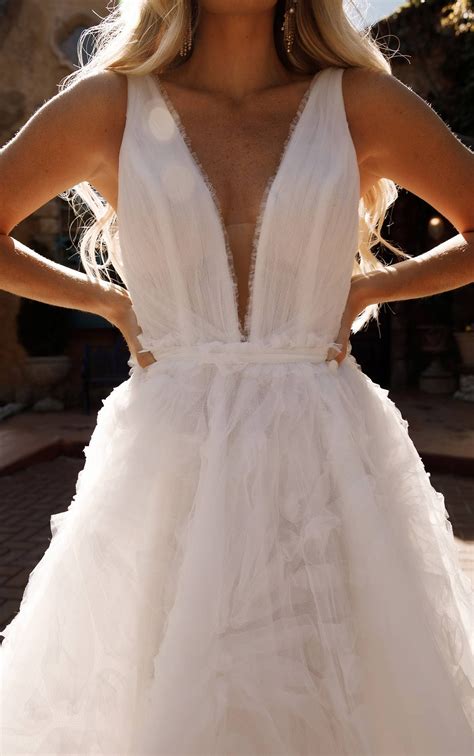 Layered tulle wedding dress – Artofit