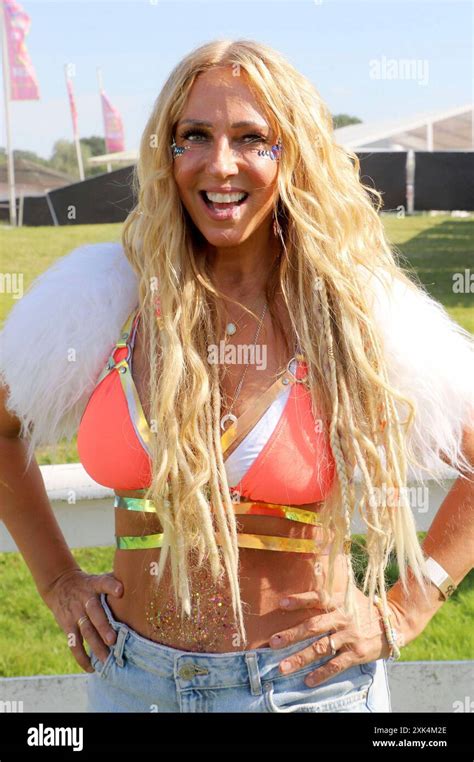 Loona bei der 90s Super Show 2024 auf der Horner Rennbahn. Hamburg, 20. ...