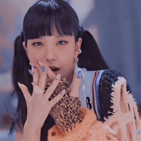 Пин от пользователя Nấm Dayy на доске Jisoo🐙🐙