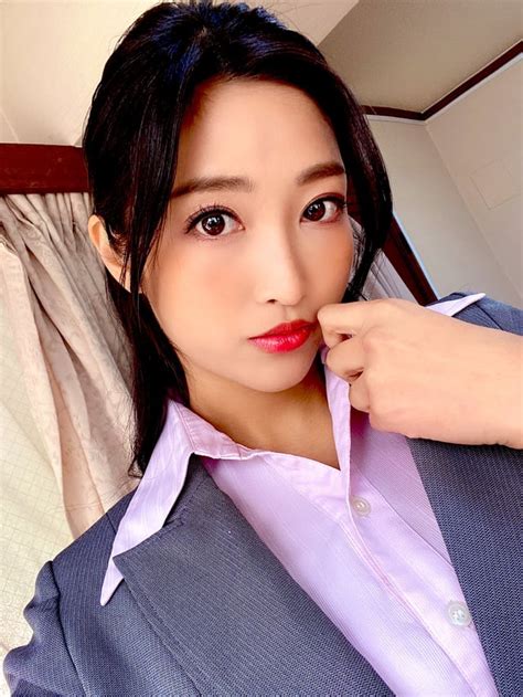 Sumire Mizukawa : r/GalJAV