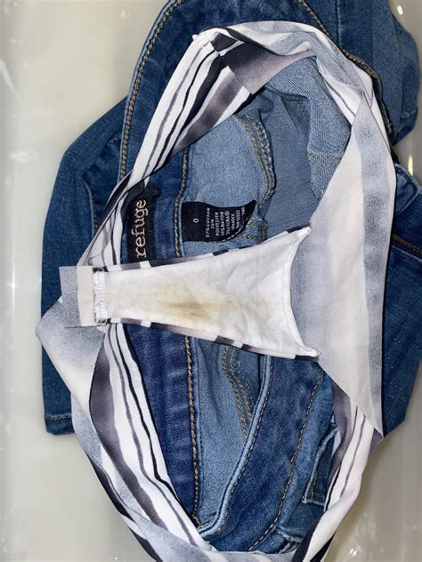 wifes tiny thong  jeans scrolller