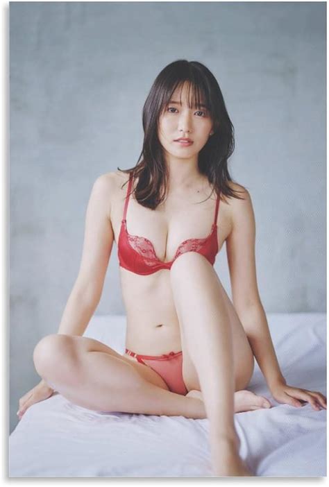 Amazon.co.jp: 志田音々 美少女水着ポスター (20) タペストリー プリント 絵画 壁アート モダン ホーム装飾 ぶら下がる ...