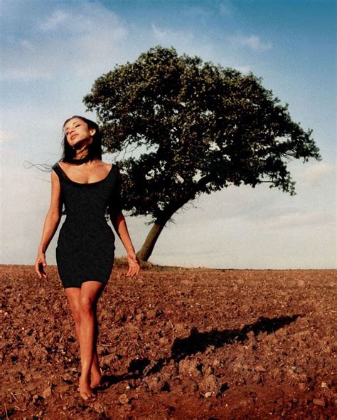 Serafino — Sade Adu photographed by Albert Watson, circa 1992