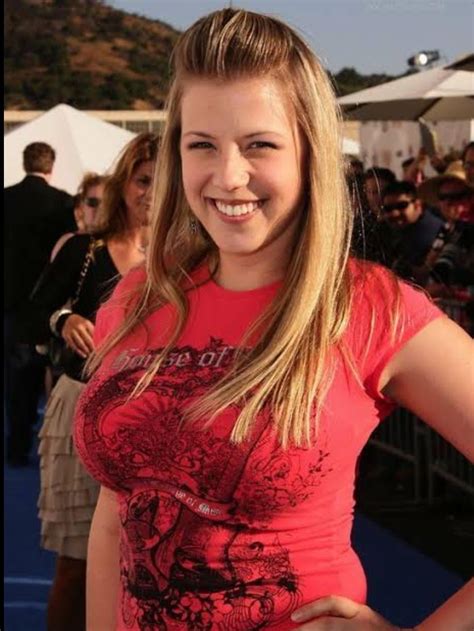 Jodie Sweetin has a sweet looking, lovely face and a sexy body