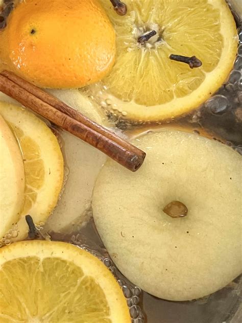 A Fall Simmer Pot to Make Your House Smell Amazing - Sonata Home Design