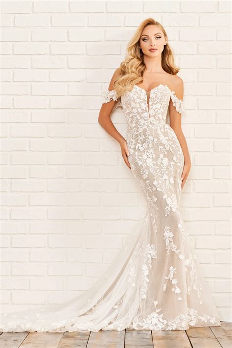 Enchanting By Mon Cheri | The Winner