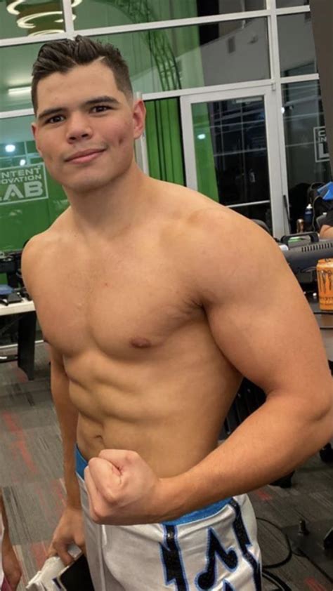 Humberto Carrillo : r/WrestleWithThePackage