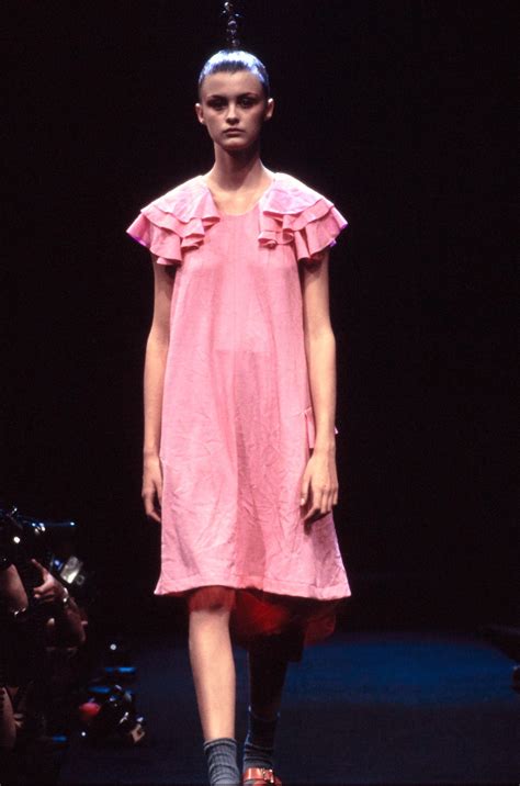 Comme des Garçons Fall 1995 Ready-to-Wear Fashion Show - Trish Goff