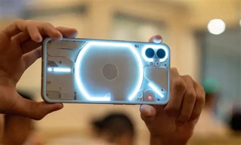 بررسی گوشی ناتینگ فون ۲: نسل دوم گوشی انگلیسی Nothing Phone