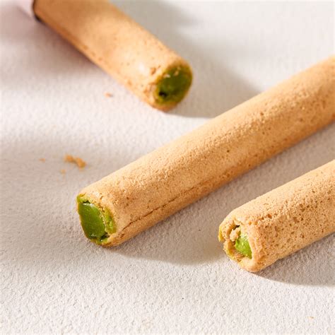 Matcha Chocolate Wafer Rolls – Japan Haul