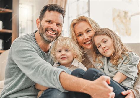 premium photo portrait happy family  children  parents  home