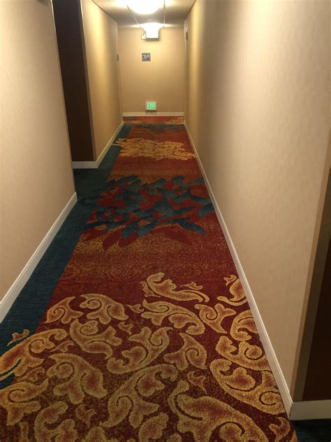 I was wandering around the back rooms when I came across this hallway ...