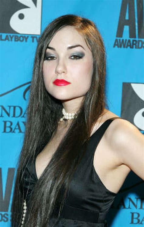 Porn star Tila Tequila posts photo in 'cowboy boots' with racially