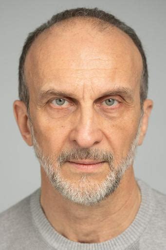 Официальный сайт. Мартынюк Юрий, 60, Актёр
