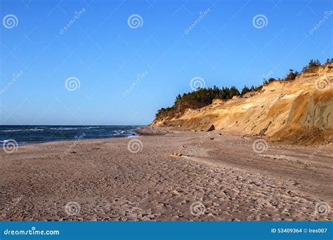 Берег Балтийского моря стоковое фото. изображение насчитывающей море ...