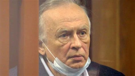 Расчленивший подругу историк Олег Соколов получил 12,5 лет колонии ...