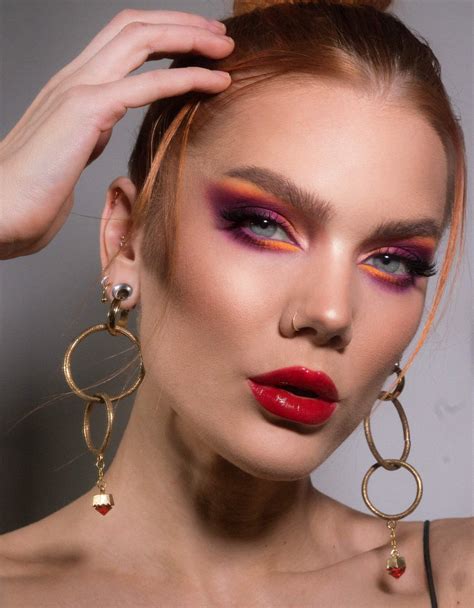 TODAYS LOOK | OMAR TORRINI | Eye makeup, Colorful makeup, Artistry makeup