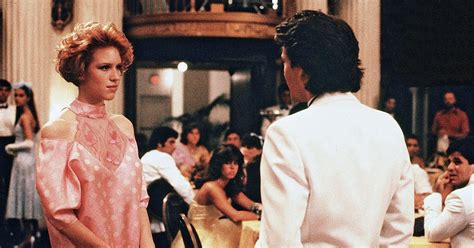 Molly Ringwald Opens Up About Her "Pretty in Pink" Prom Dress | Teen Vogue