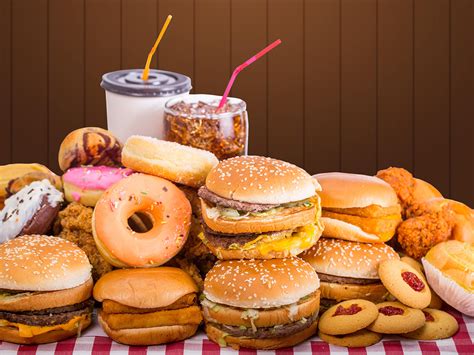 Эксперты назвали 8 продуктов, ускоряющих процесс старения - TOPNews.RU