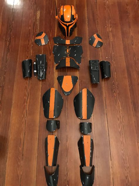 the armorer mandalorian costume 3