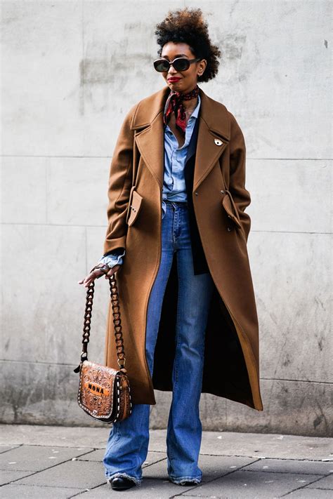 How to Wear Flare Jeans | Glamour