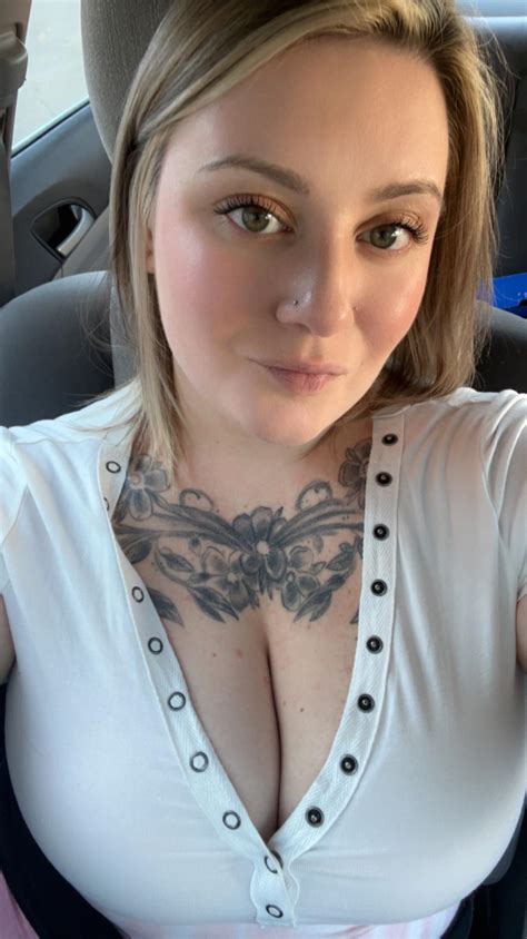 My OF is free right now 😇 lemme make you cum : r/onlyfansgirls101