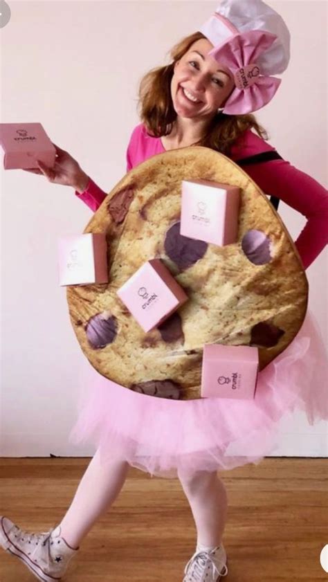 Cute Easy Halloween Costume Ideas // Crumbl Cookies | Cute easy ...