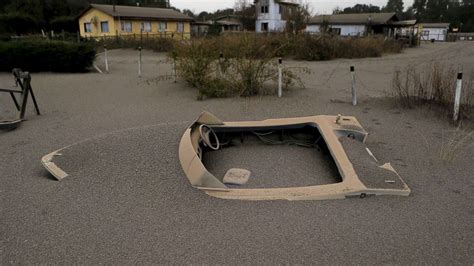 Chile Volcano Eruption: Inside a Ghost Town as Volcanic Ash Rains Down ...