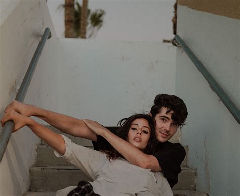 El Cortez Parking Garage Couples Session | Las Vegas Elopement Photo