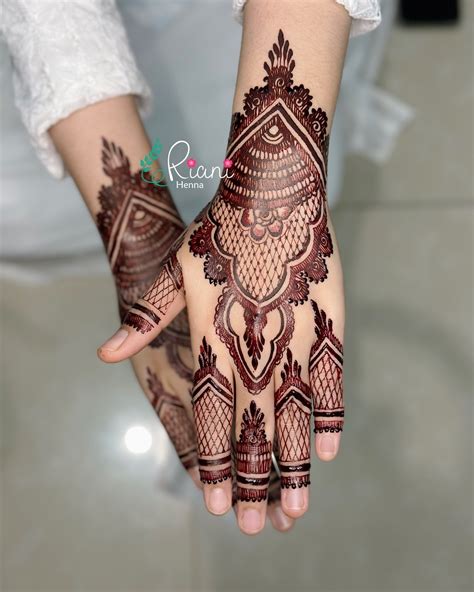 Fitriani Fauzi | Spesial nude henna For @nikahmudah_project SFW projek