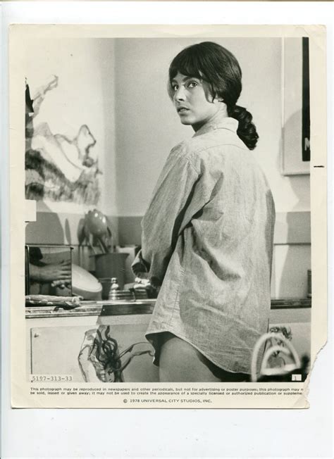 Kathleen Quinlan-B&W-Still: Photograph | DTA Collectibles