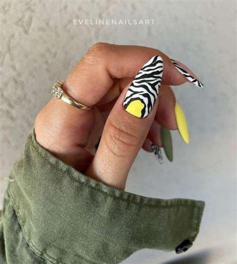 Животные принты на ногтях - маникюр 2021-2022 | Blue acrylic nails ...