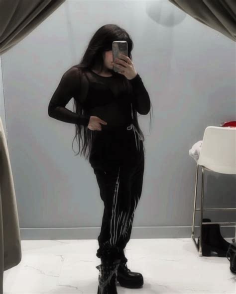 ☽𝔈𝔞𝔳𝔢☾🥀 | @breathedivinity DROP TOMORROW If you missed your chance last