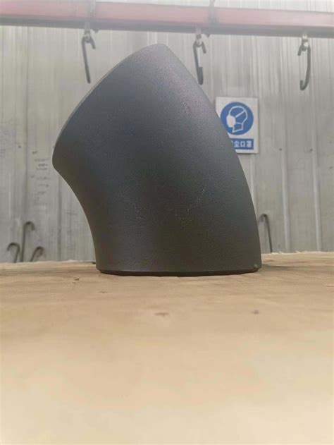 Black Metal Elbow for Connection - Elbow Pipe Fitting and Carbon Steel