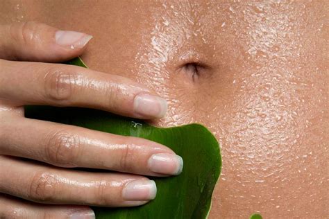 Como Furar O Umbigo Em Casa - Dermatologista ensina a fazer a limpeza correta do umbigo