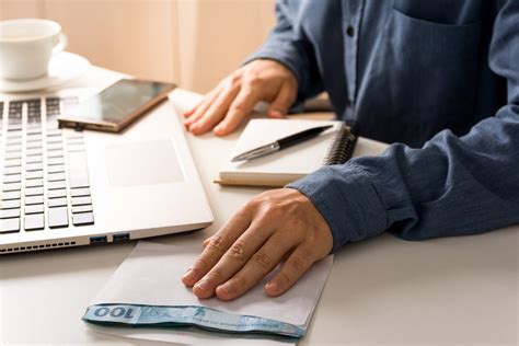 Afinal, como funciona o reembolso de despesas para os funcionários?