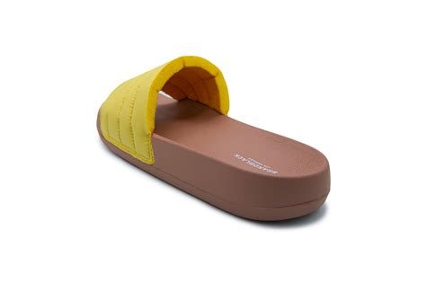 WOMEN – Brandblack