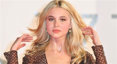 What we know about Isabel May's parents and her dating life - StylesRant