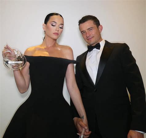 “Ozempic Face” Katy Perry Shows Off Tiny Waistline Amid Weight-Loss ...
