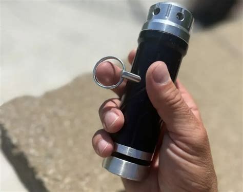 Светошумовая граната Bang Sabre