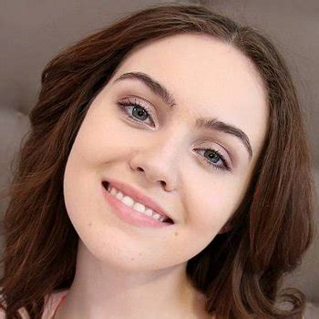 Freya Parker - биография, рост, вес, размер груди