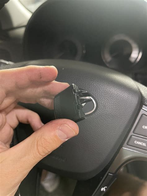 Сломались ручки дефлектора — Hyundai Solaris (1G), 1,6 л, 2011 года ...