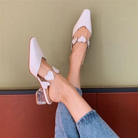 Стильная обувь | Fashion shoes heels, Mules shoes heels, Heels