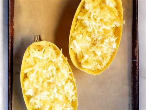 Stuffed Spaghetti Squash {Baked Spaghetti Squash} - Little Pine Kitchen