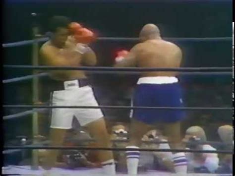 Muhammad Ali vs Earnie Shavers / Мохаммед Али - Эрни Шейверс - YouTube