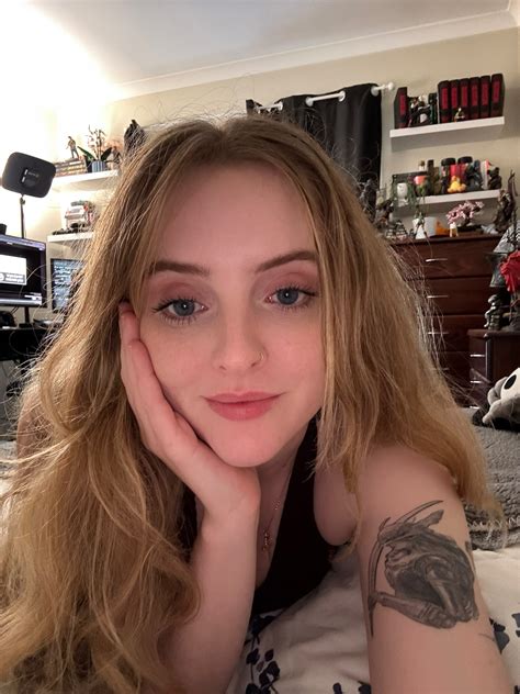 Krystal (@krysttlxd) • Instagram photos and videos