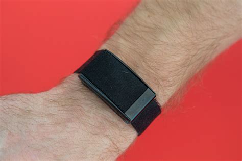 What it's like to use Whoop, the favorite wearable of pro athletes ...